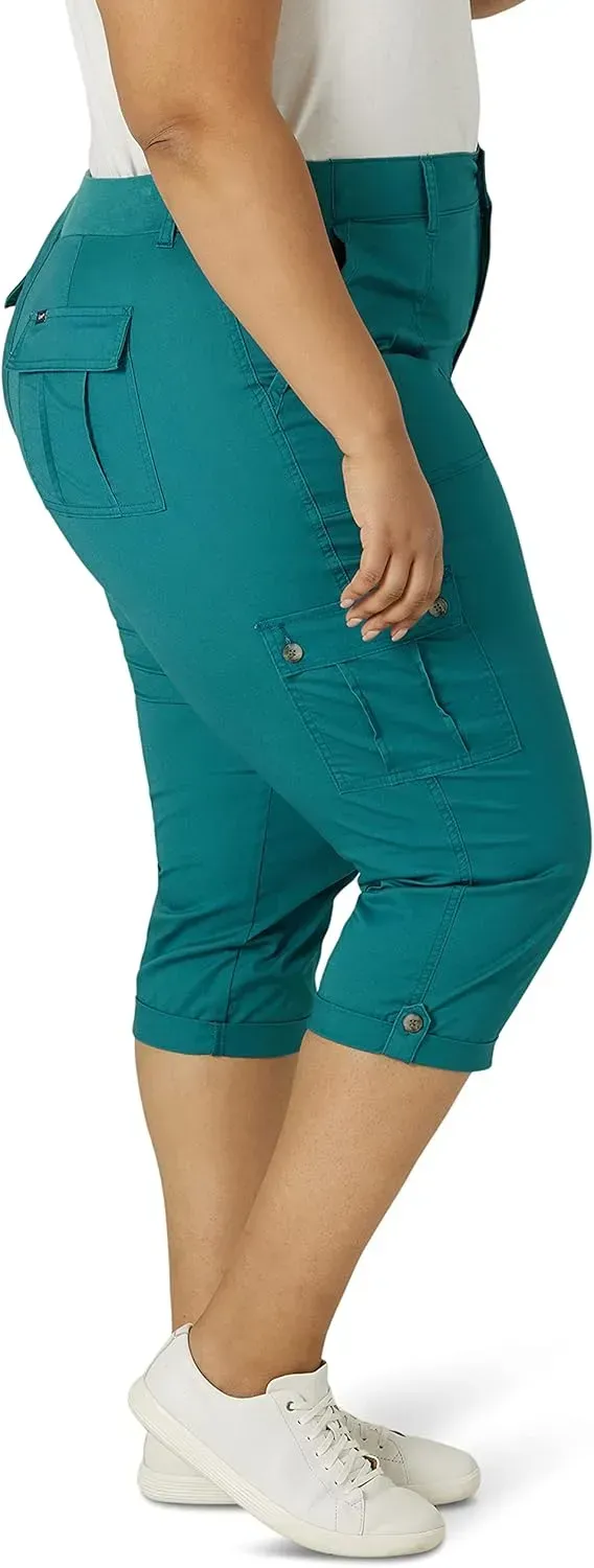 Lee Women's Plus Size Ultra Lux Comfort with Flex-to-go Cargo Capri Pant