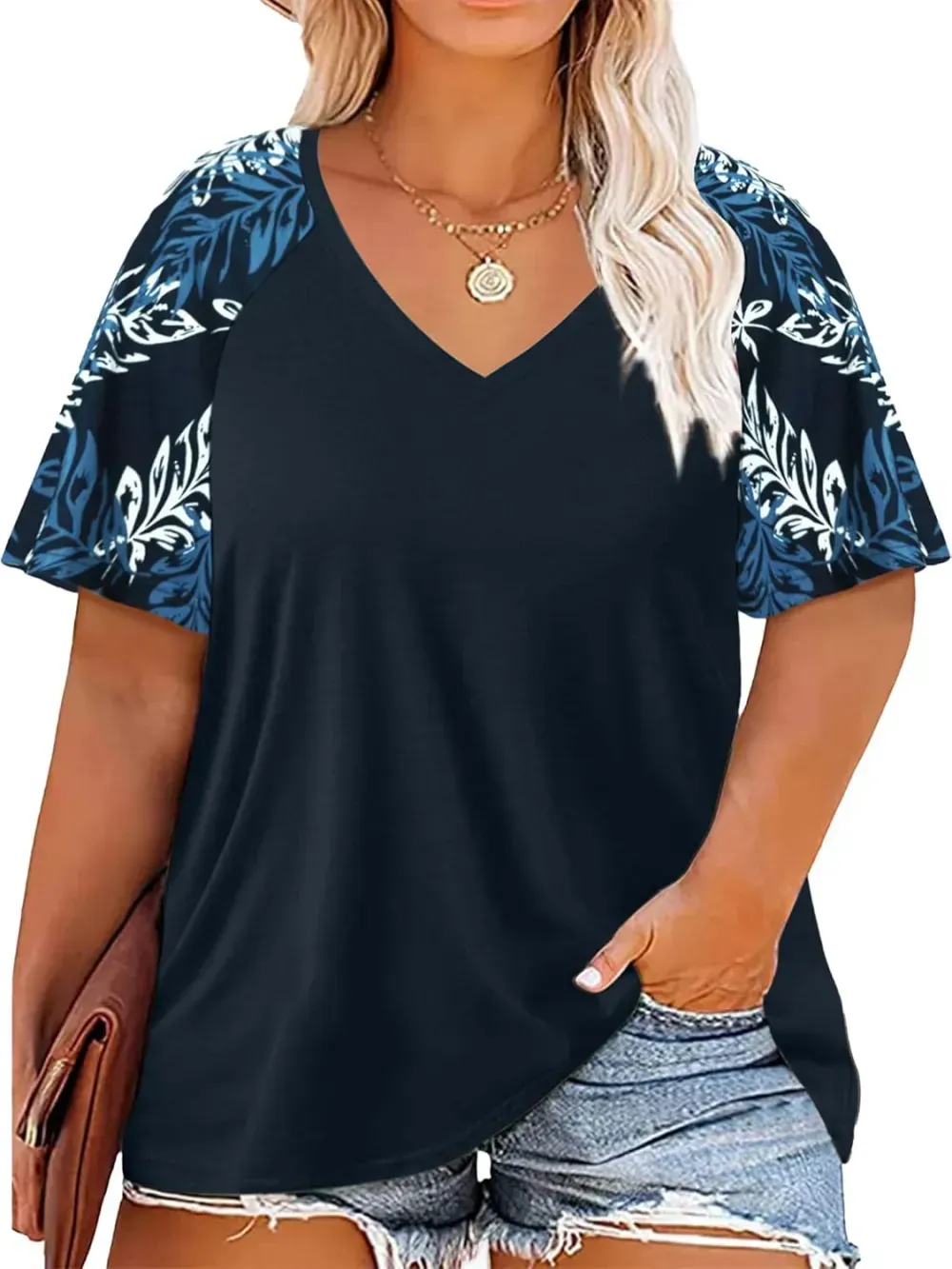 HDLTE Womens Plus Size Tops Floral Bell Sleeves Blouses Summer Crewneck Tunic Loose Casual T Shirts