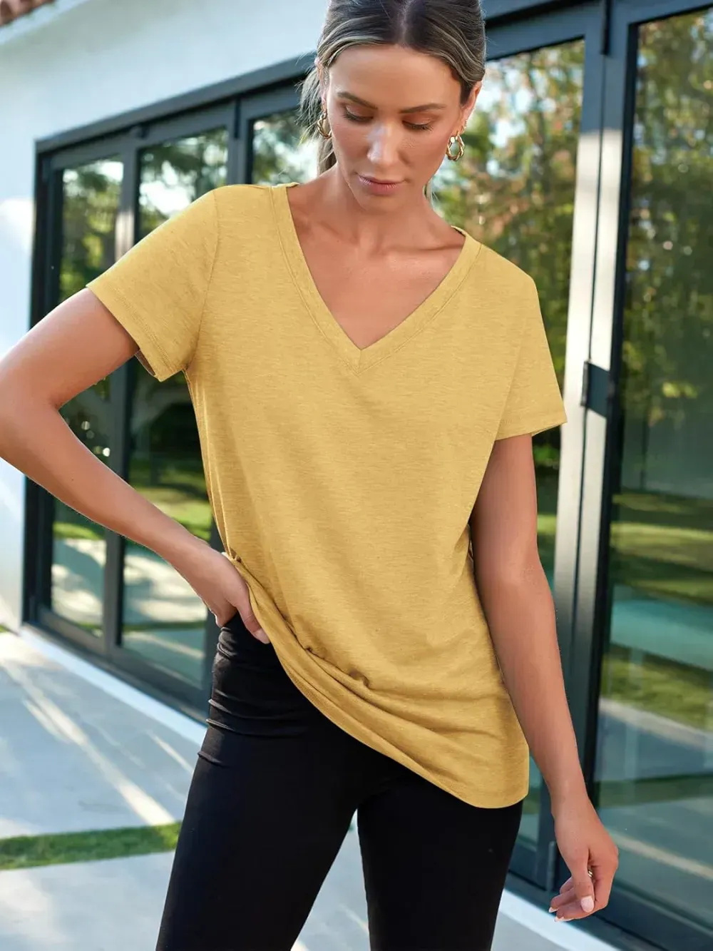 AUTOMET T Shirts Short Sleeve V Neck Tees for Women Fashion Tops Trendy Lightweight Soft Casual Summer Outfits Clothes 2024