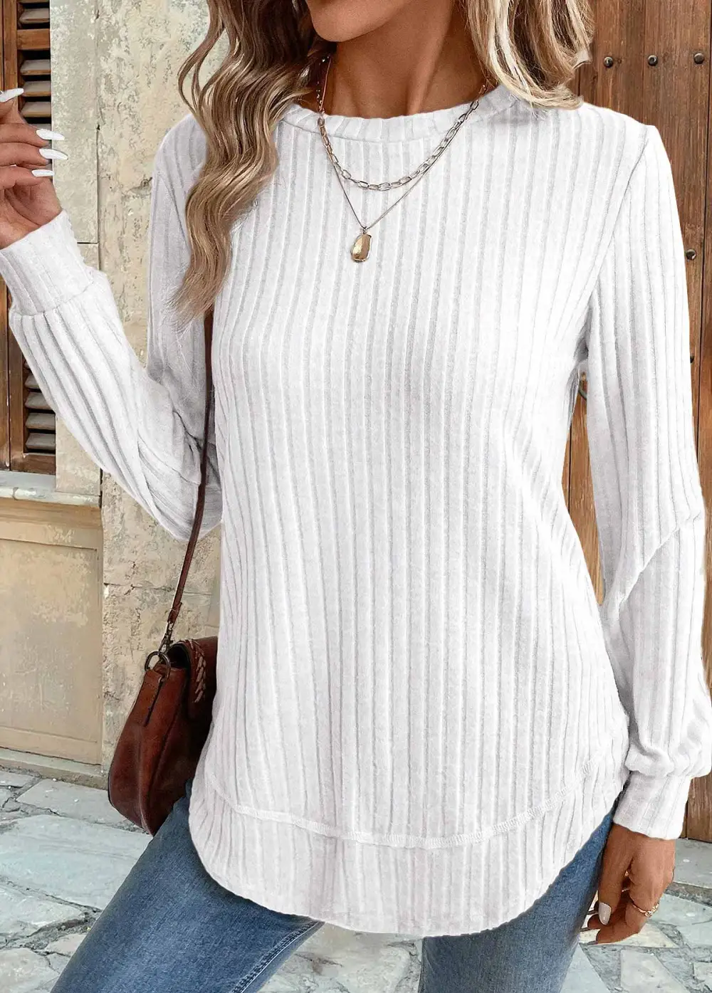 White Long Sleeve Round Neck Sweatshirt