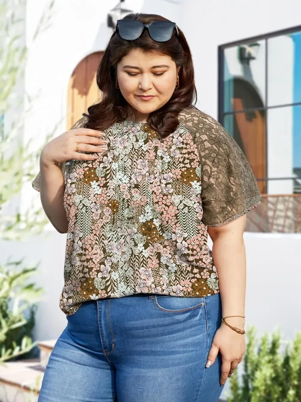 HDLTE Womens Plus Size Tops Floral Bell Sleeves Blouses Summer Crewneck Tunic Loose Casual T Shirts