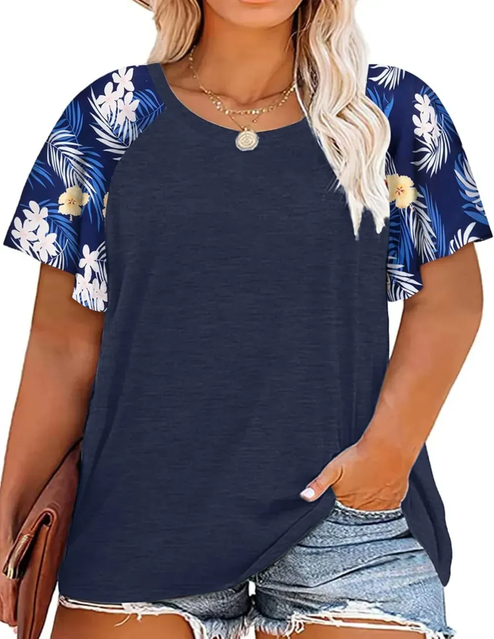 HDLTE Womens Plus Size Tops Floral Bell Sleeves Blouses Summer Crewneck Tunic Loose Casual T Shirts