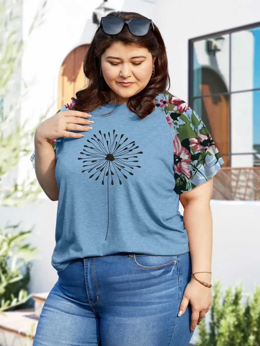 HDLTE Womens Plus Size Tops Floral Bell Sleeves Blouses Summer Crewneck Tunic Loose Casual T Shirts