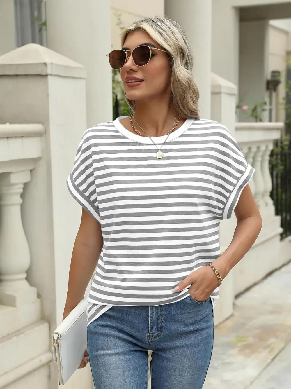 AUTOMET Women Tops Casual Basic T Shirts Loose Fit Crewneck Short Sleeve Summer Outfits