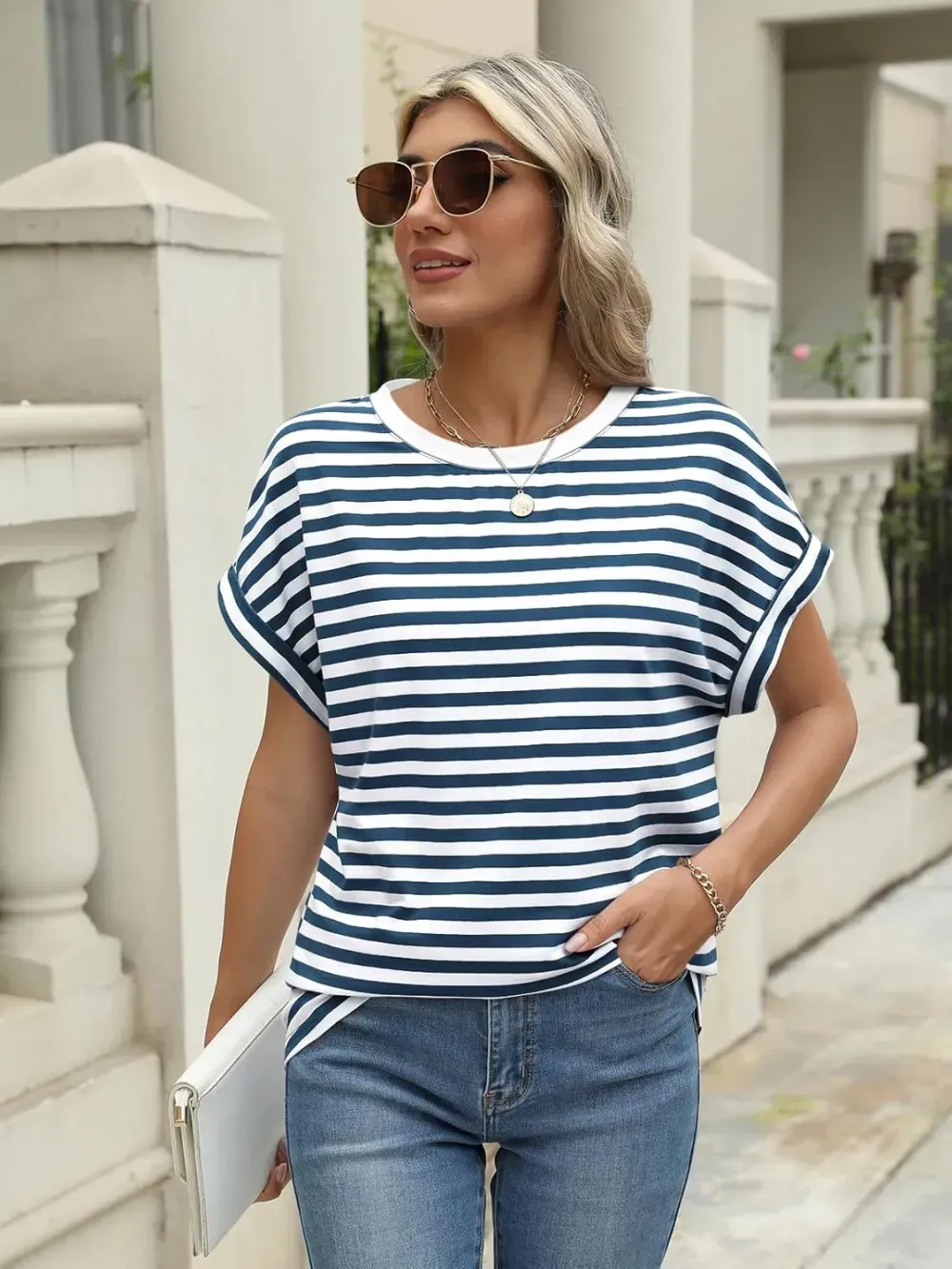 AUTOMET Women Tops Casual Basic T Shirts Loose Fit Crewneck Short Sleeve Summer Outfits